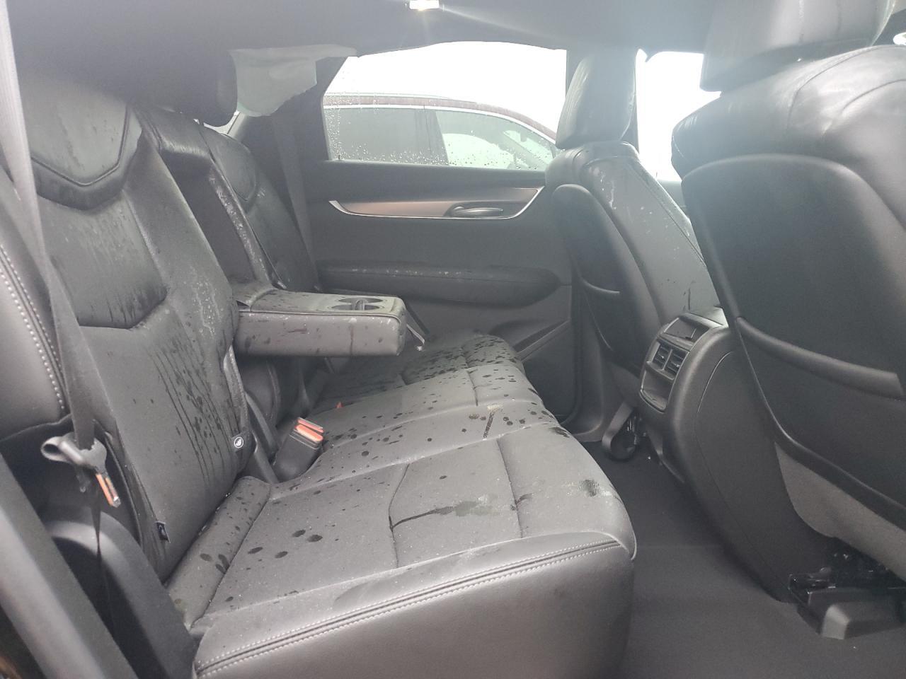 2025 CADILLAC XT5