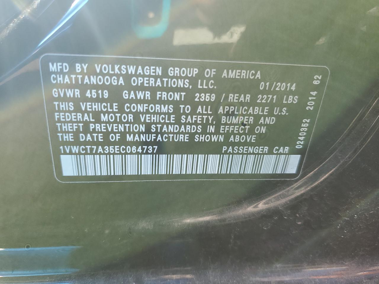 2014 VOLKSWAGEN Passat