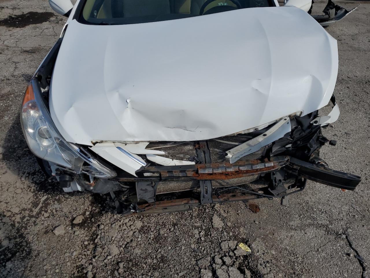 2013 HYUNDAI SONATA