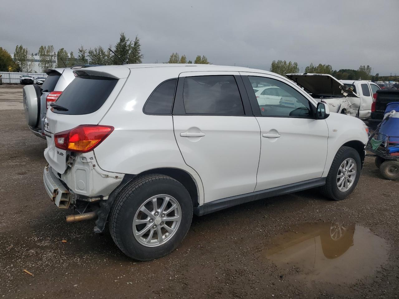 2011 MITSUBISHI RVR