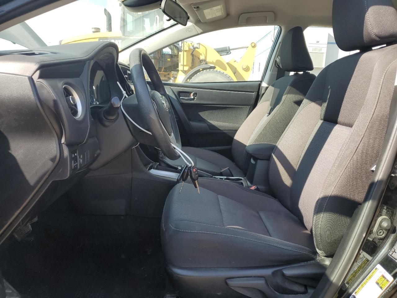 2017 TOYOTA COROLLA