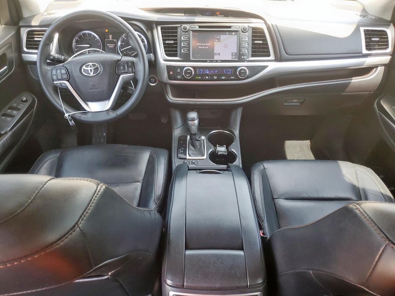 2016 TOYOTA HIGHLANDER