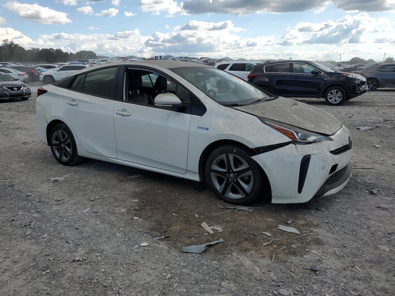 2019 TOYOTA PRIUS