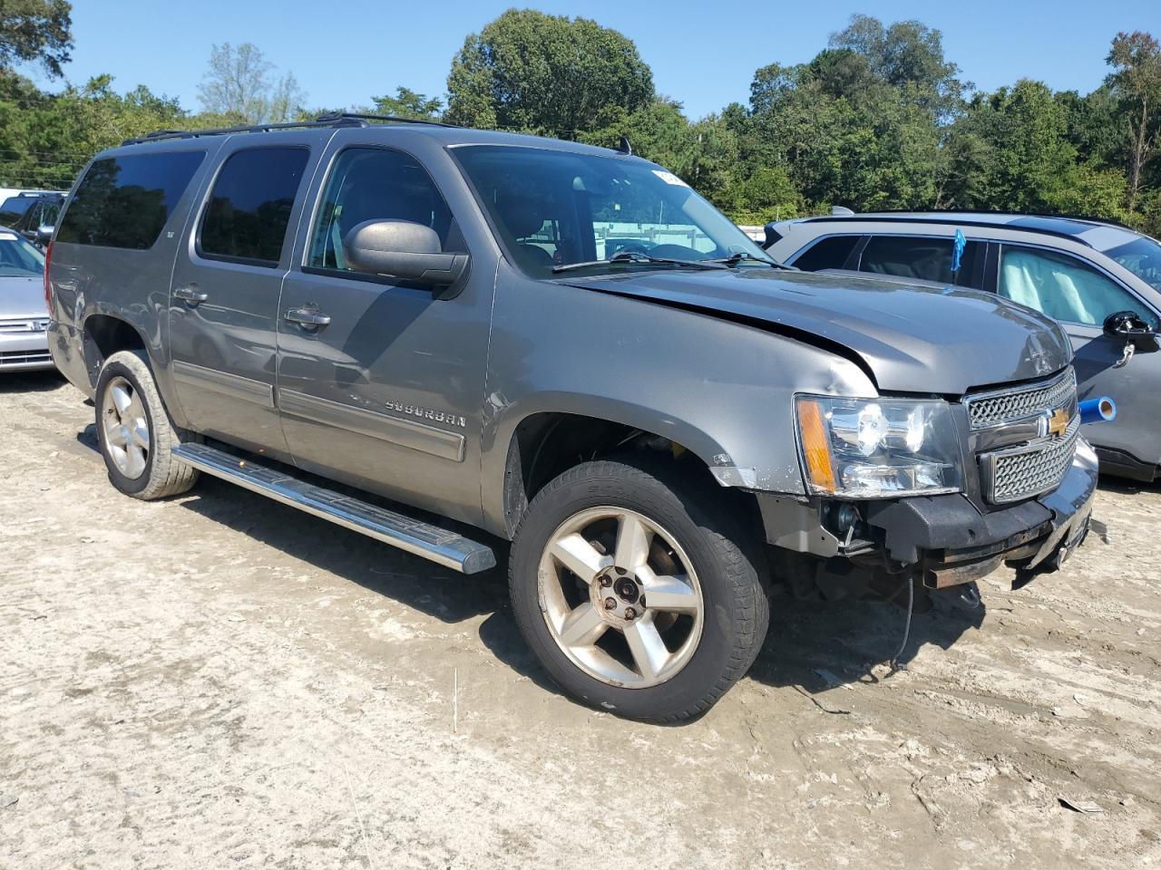 2012 CHEVROLET Suburban