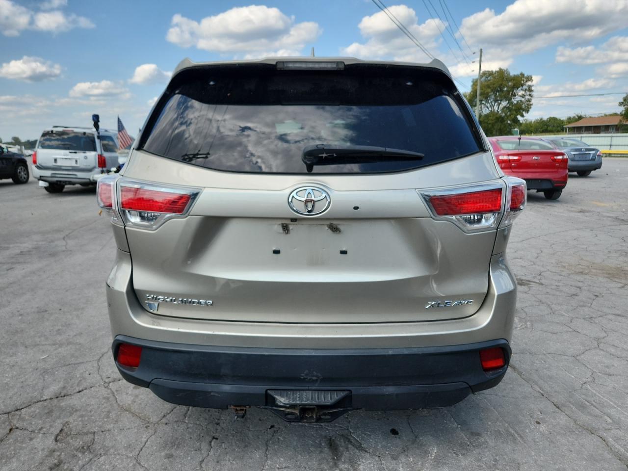 2015 TOYOTA HIGHLANDER