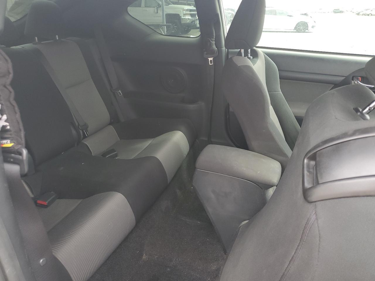 2016 TOYOTA SCION