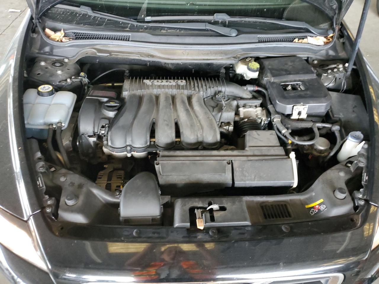 2009 VOLVO V50