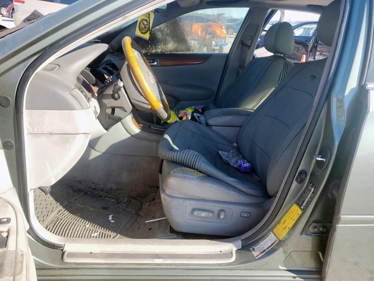 2005 LEXUS ES 330