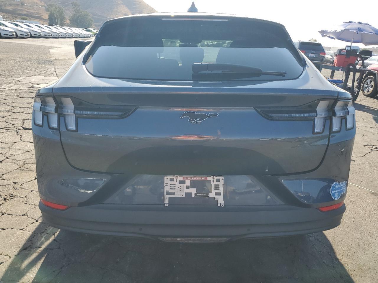 2021 FORD Mustang Mach-E