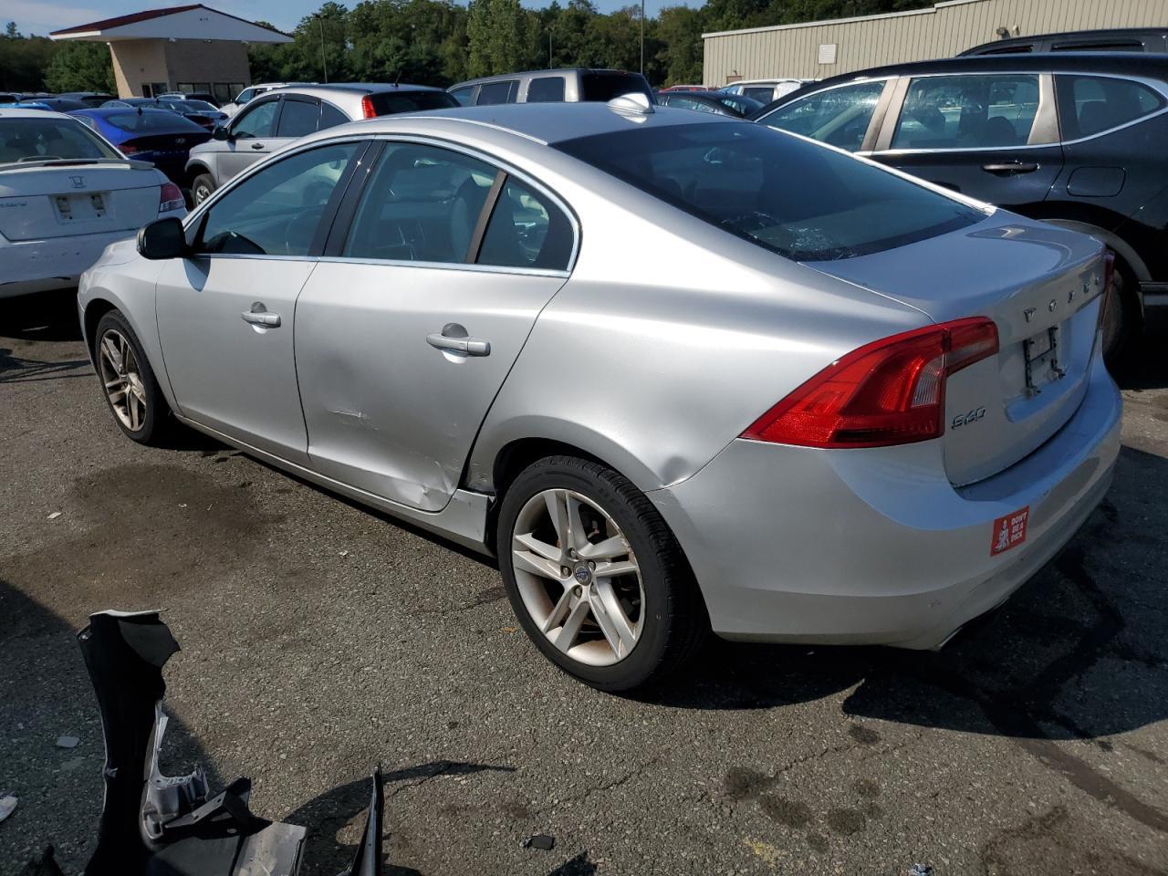 2014 VOLVO S60