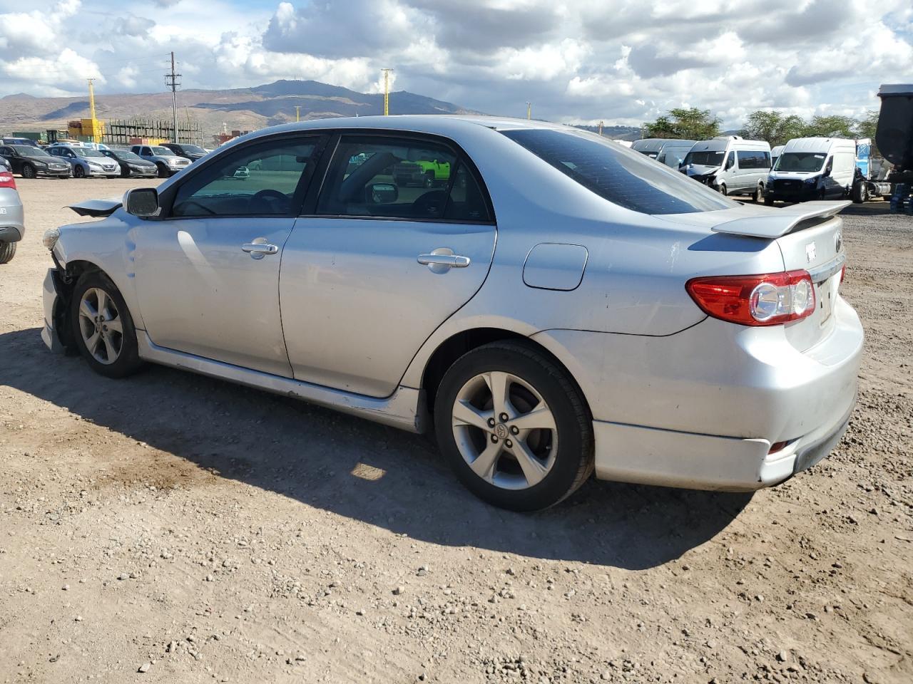 2013 TOYOTA COROLLA