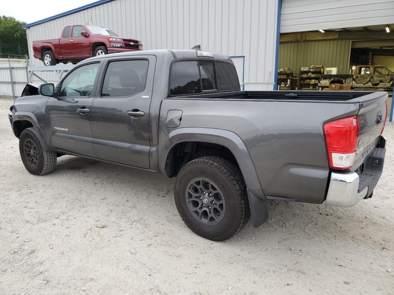 2017 TOYOTA TACOMA