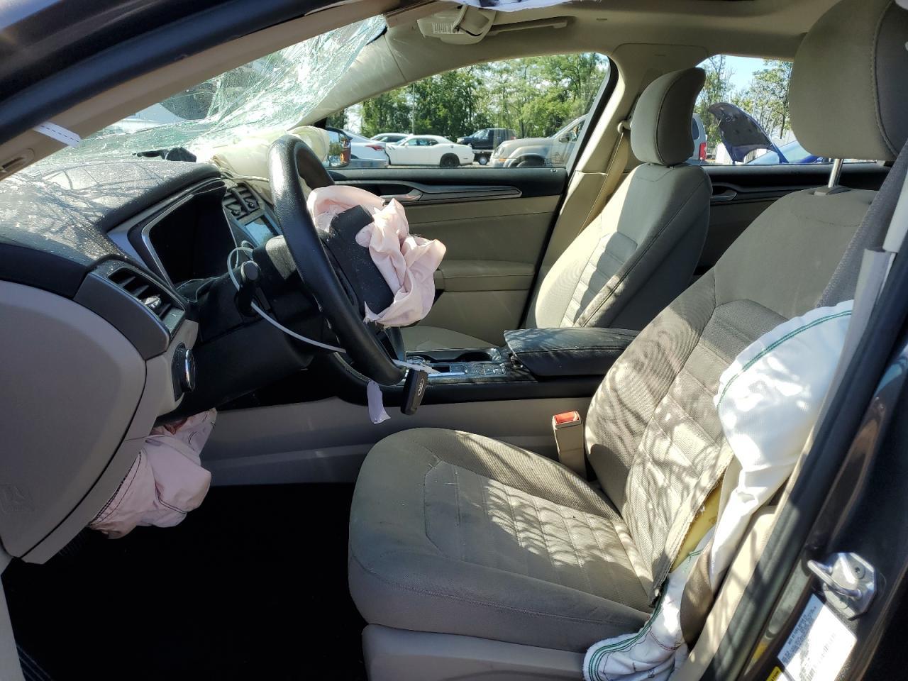2017 FORD FUSION