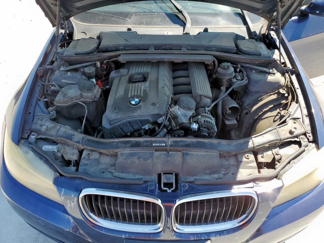 2011 BMW 3 SERIES
