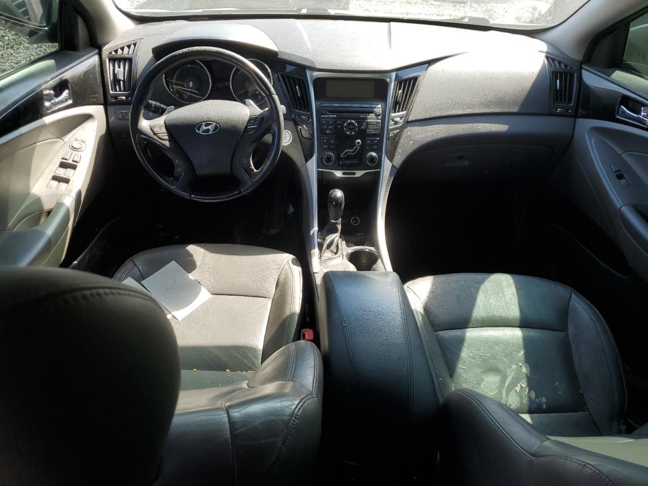2011 HYUNDAI SONATA