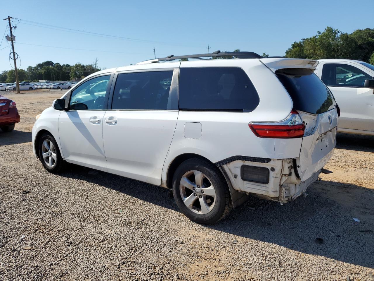 2015 TOYOTA SIENNA
