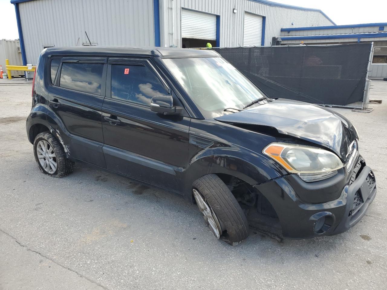 2013 KIA SOUL