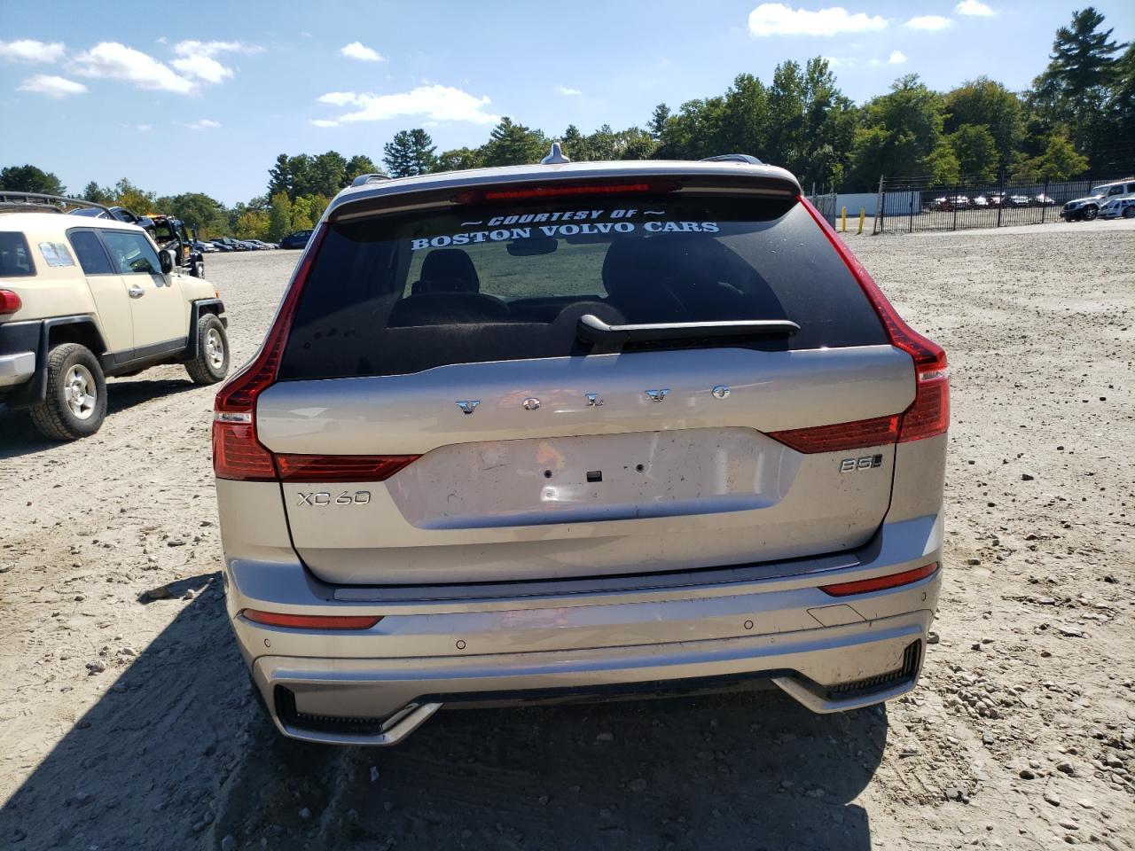 2025 VOLVO XC60