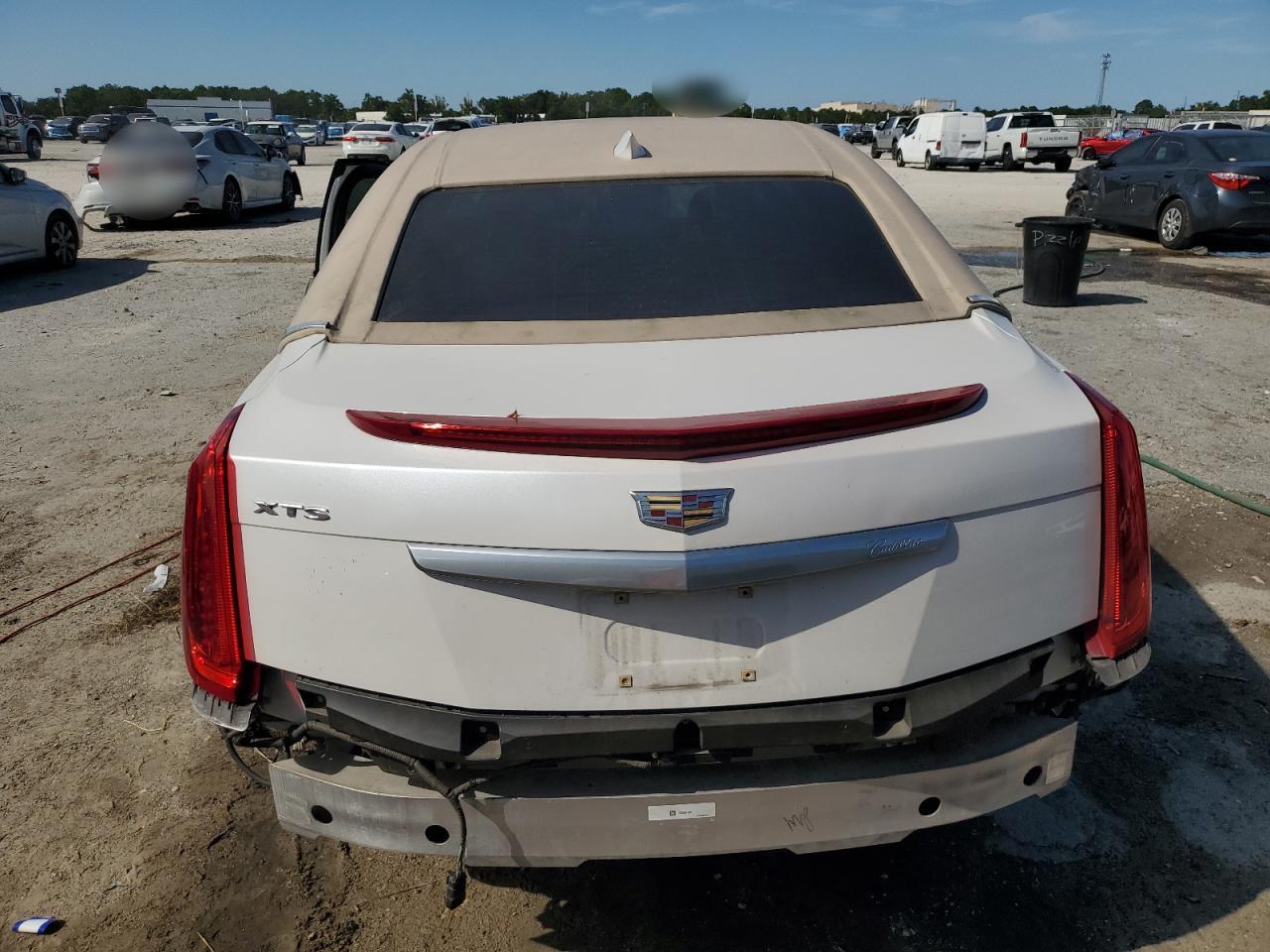 2017 CADILLAC XTS