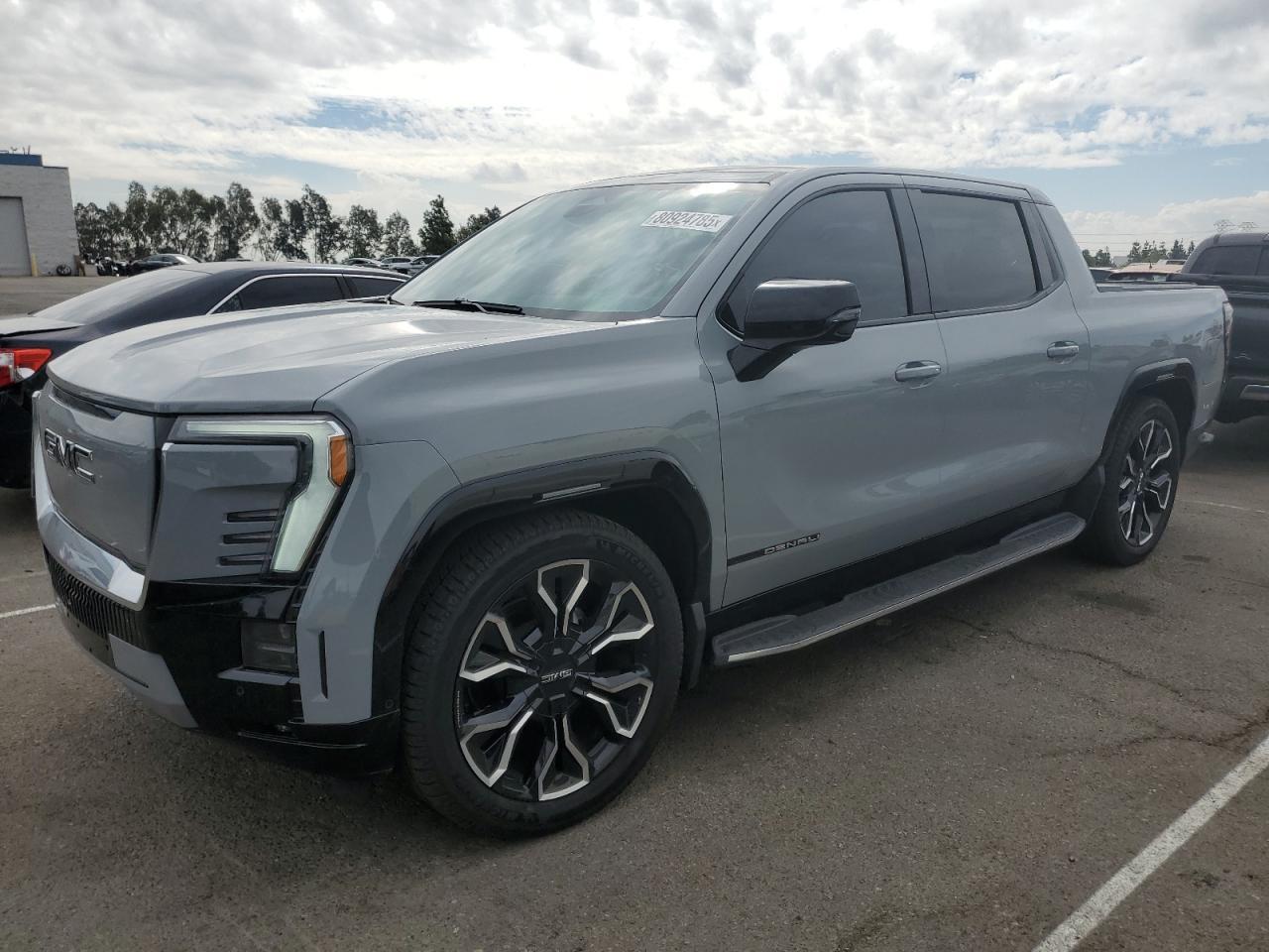 2024 GMC Sierra