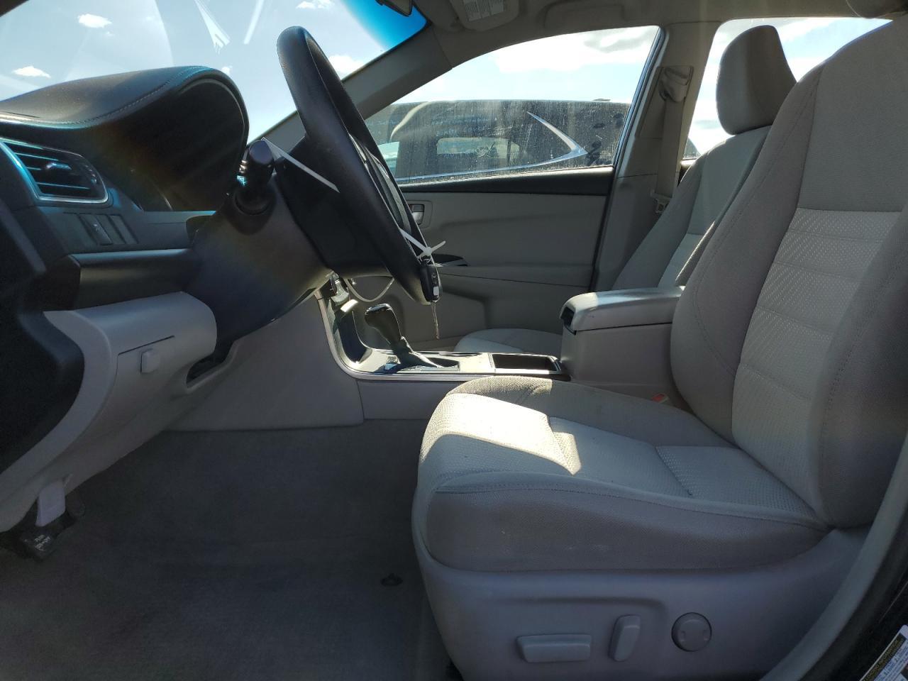 2016 TOYOTA CAMRY