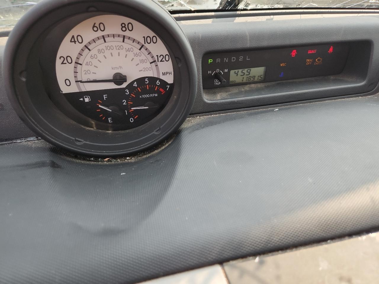 2005 TOYOTA SCION