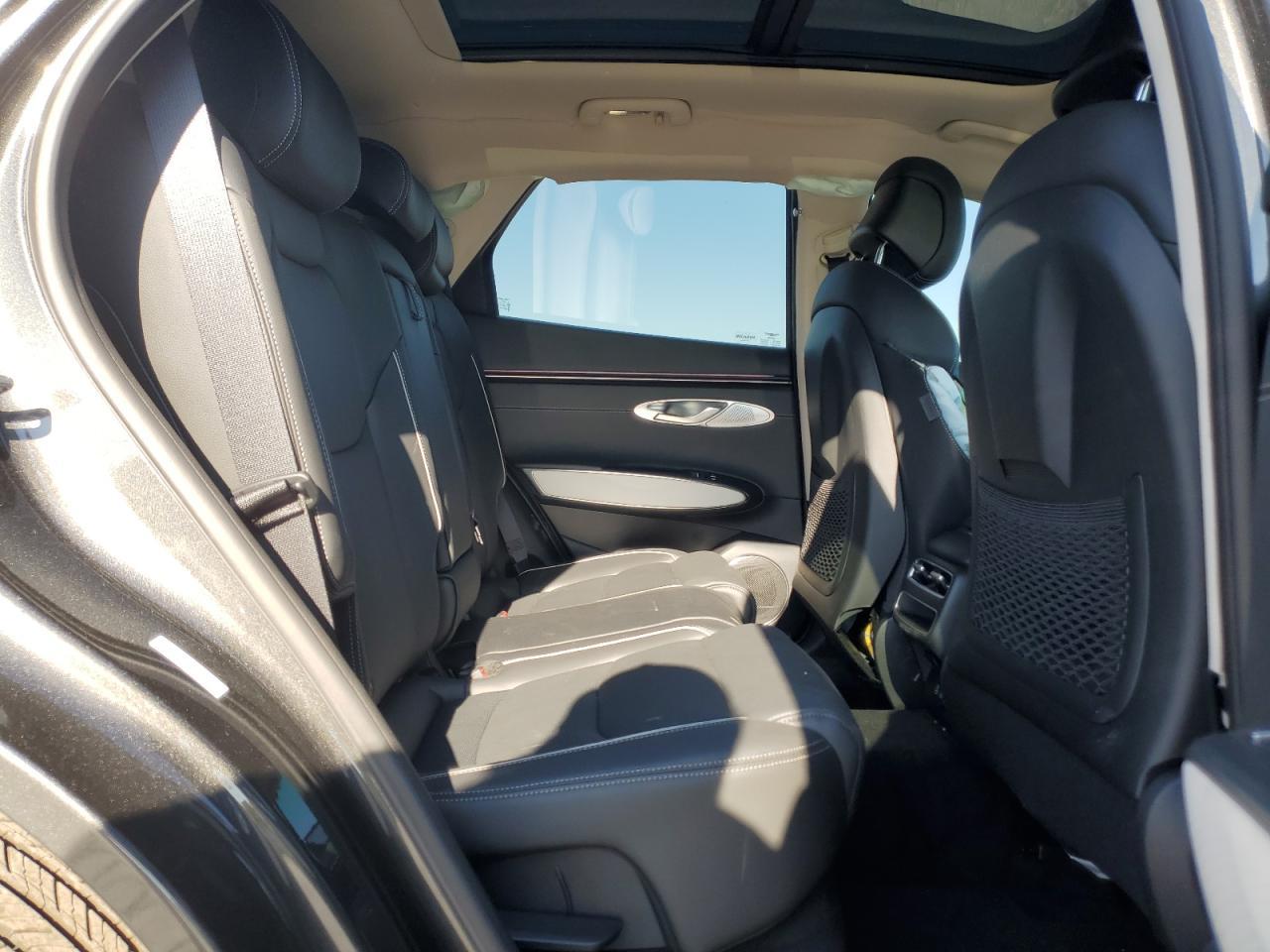 2026 GENESIS GV70