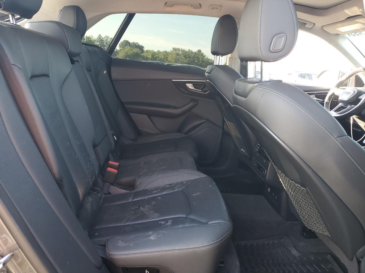 2020 AUDI Q8