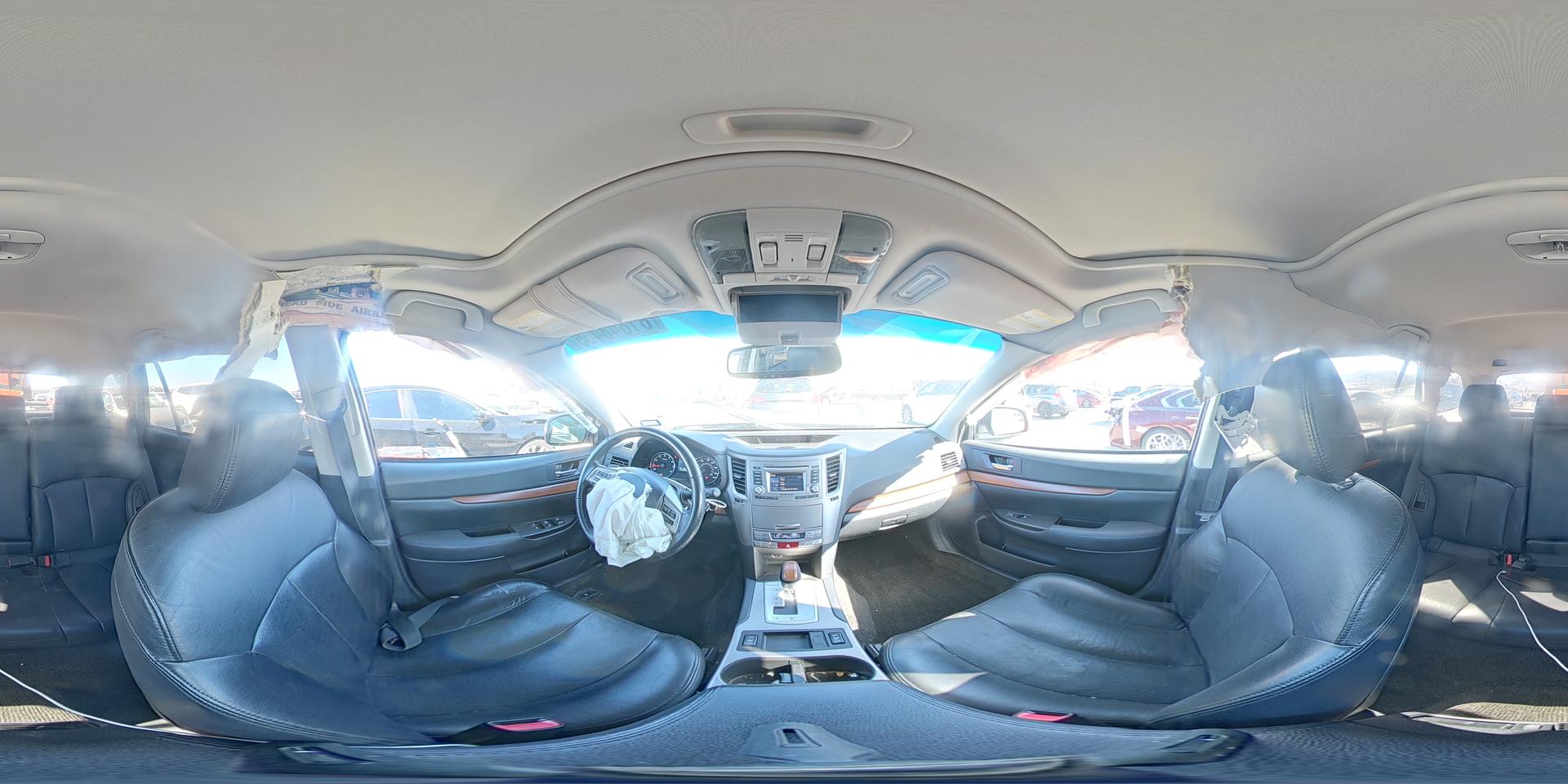 2013 SUBARU Outback