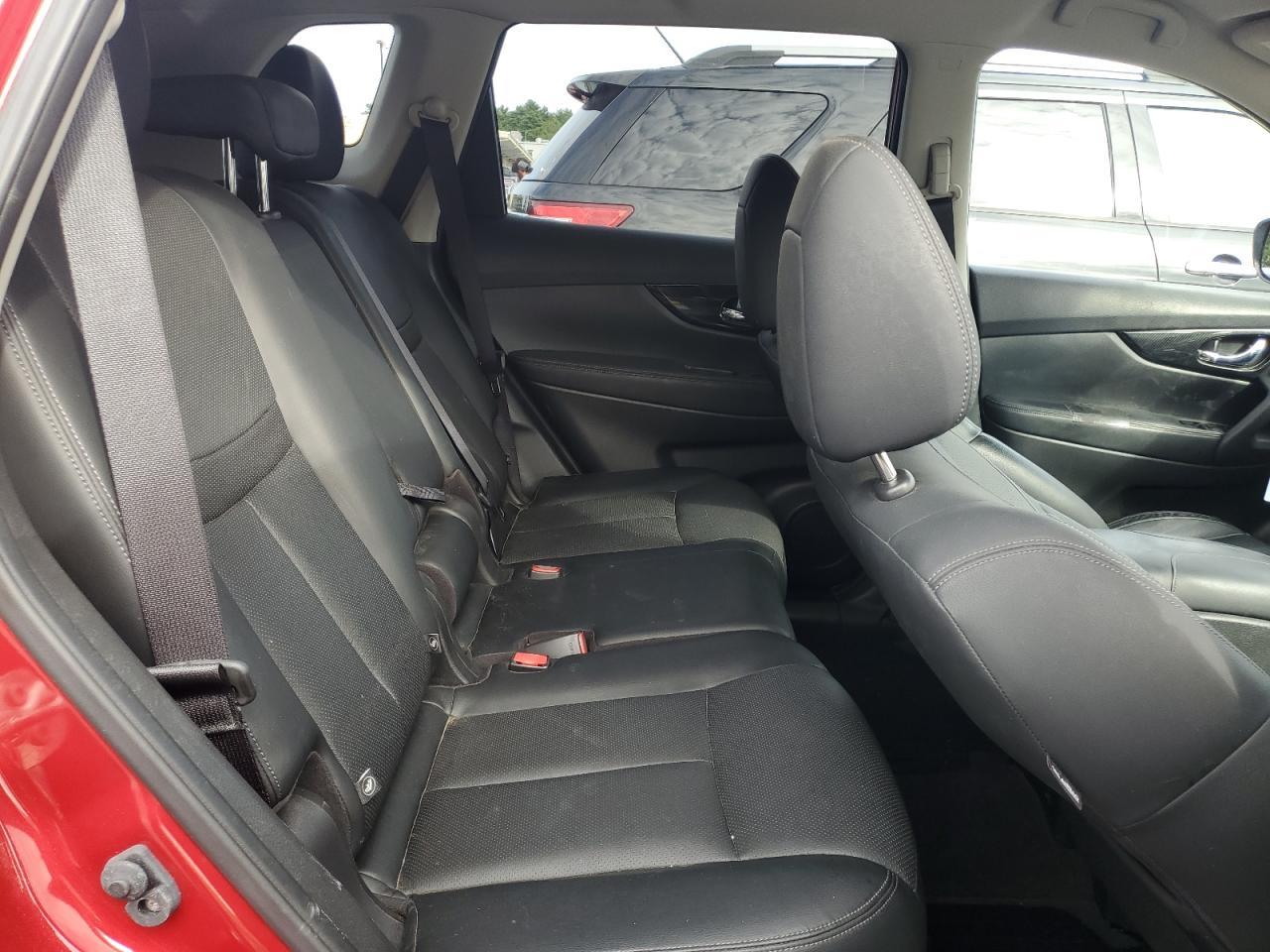 2017 NISSAN ROGUE