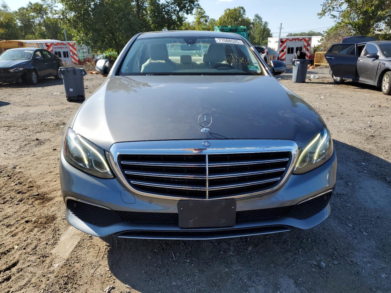 2017 MERCEDES-BENZ E-Class