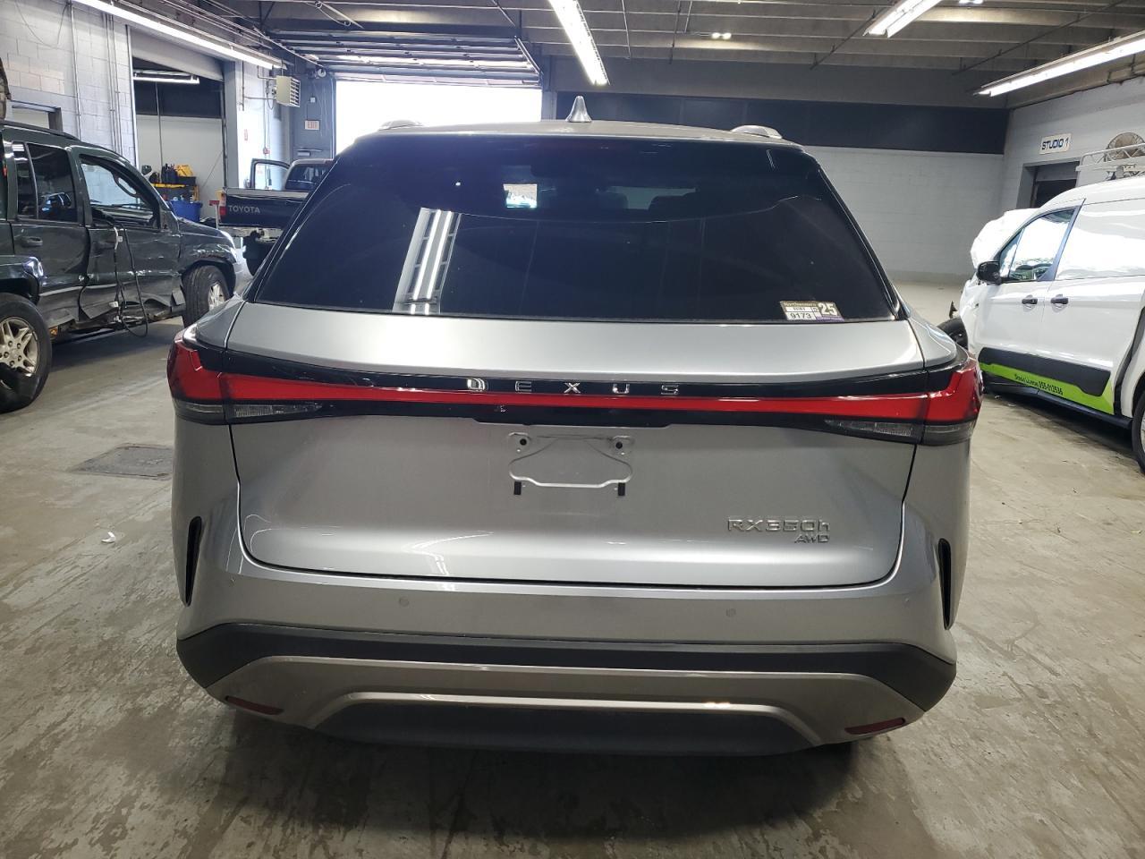 2023 LEXUS Rx