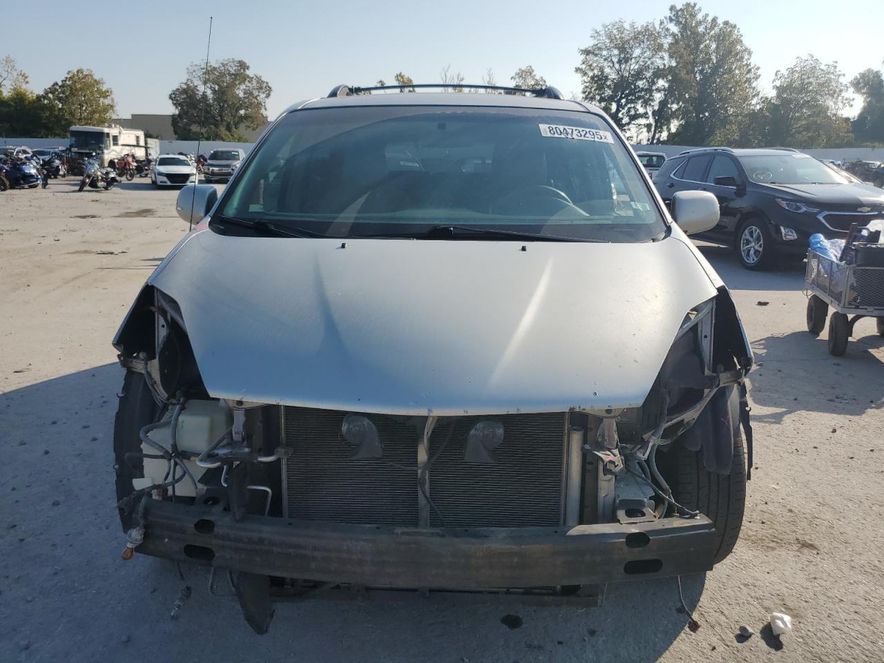 2009 TOYOTA SIENNA