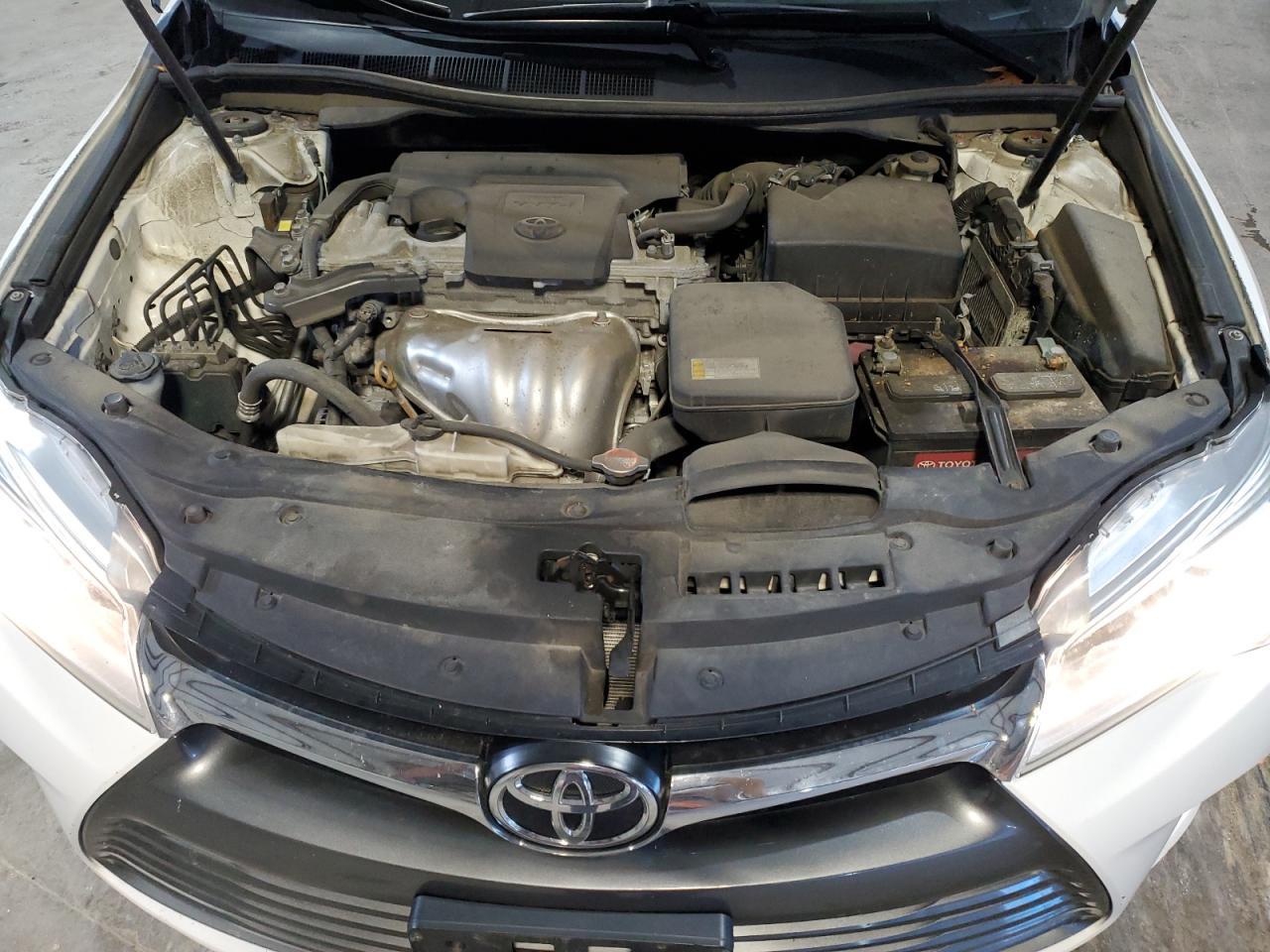 2016 TOYOTA CAMRY