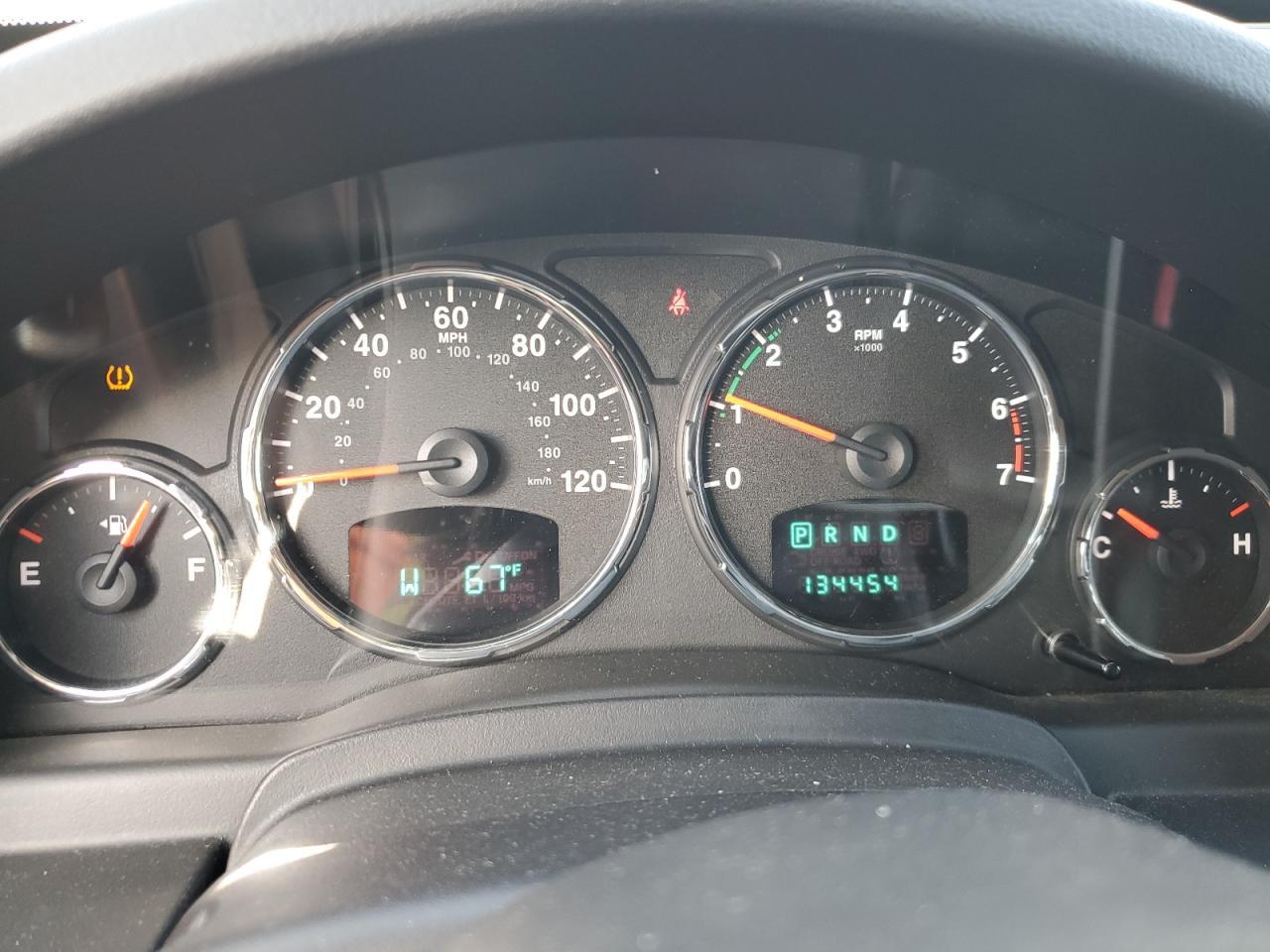 2011 JEEP Liberty