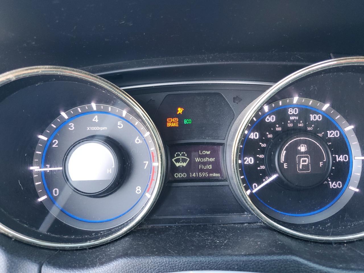 2011 HYUNDAI SONATA