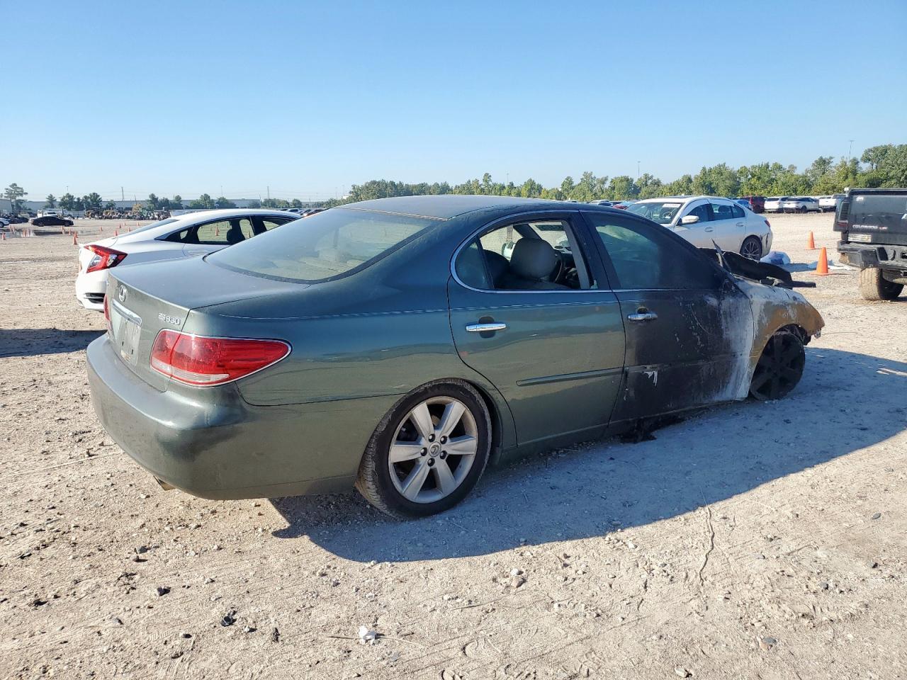 2005 LEXUS ES 330