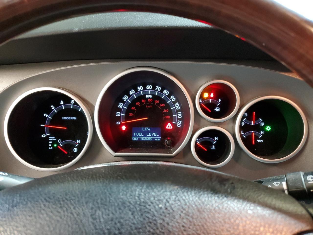 2011 TOYOTA Sequoia
