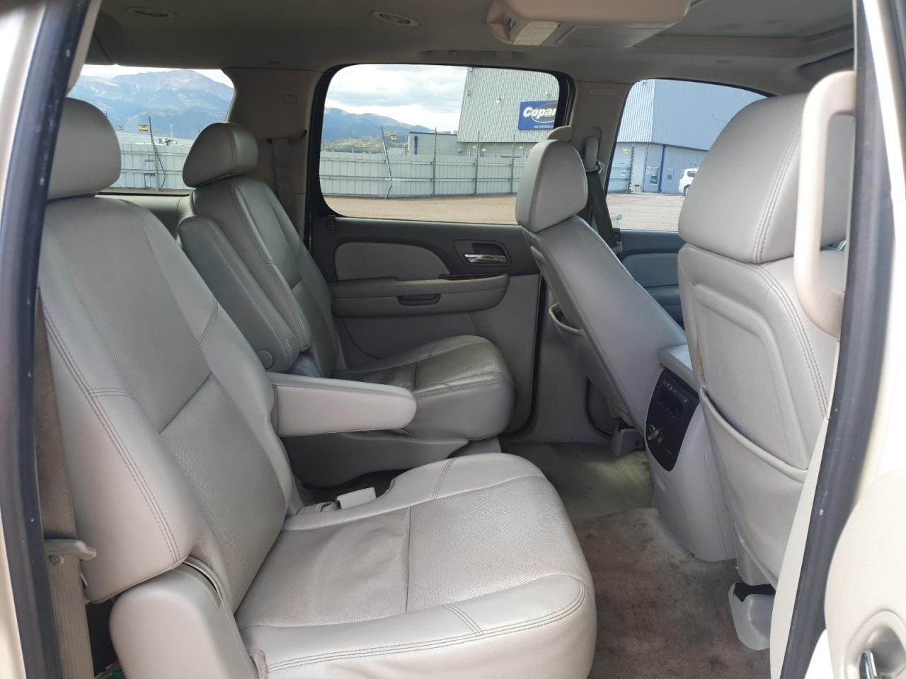 2009 CHEVROLET Suburban