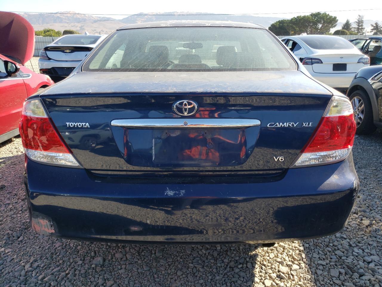 2005 TOYOTA CAMRY