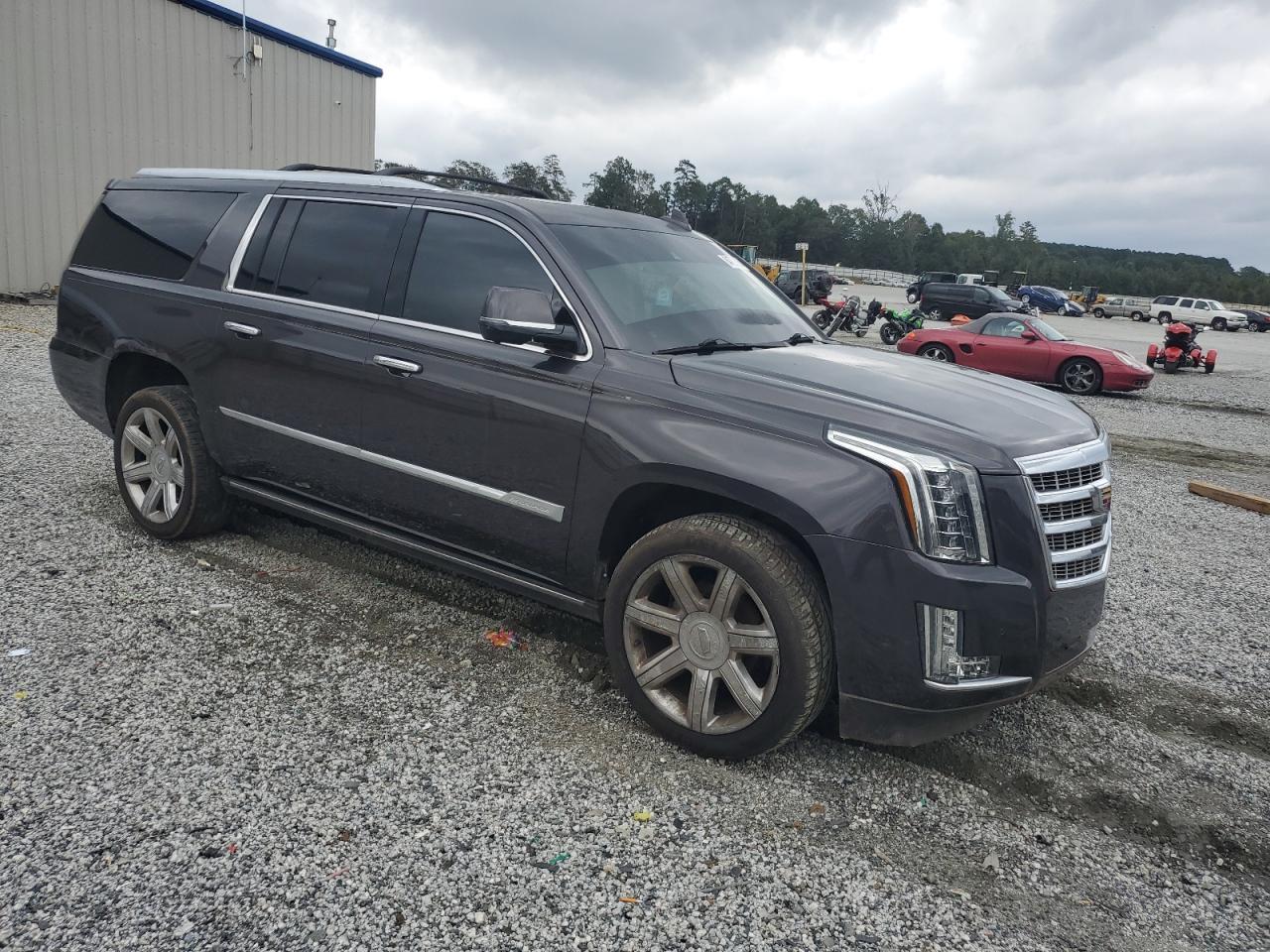 2017 CADILLAC ESCALADE