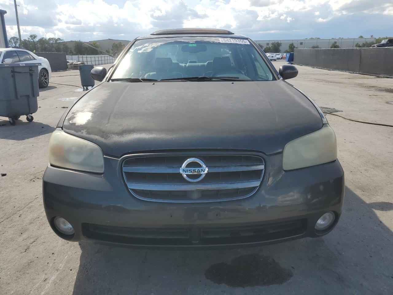 2003 NISSAN Maxima