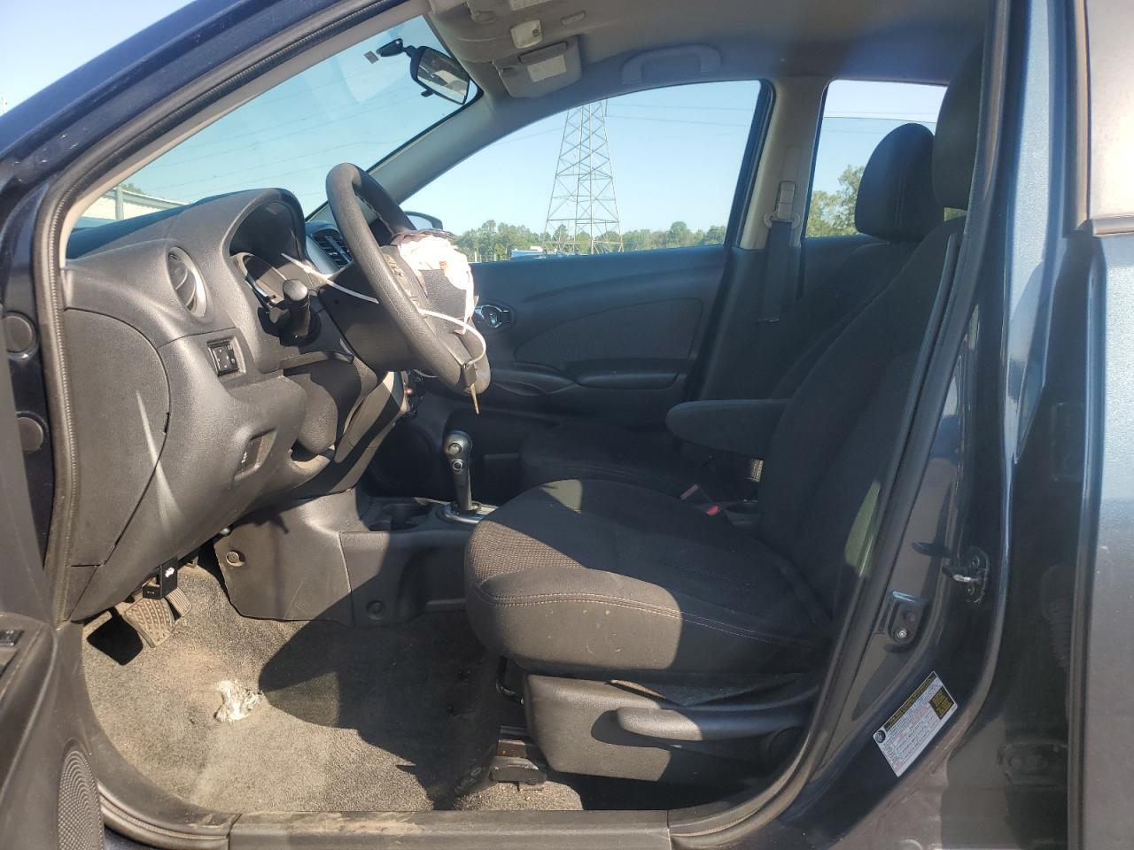 2015 NISSAN VERSA