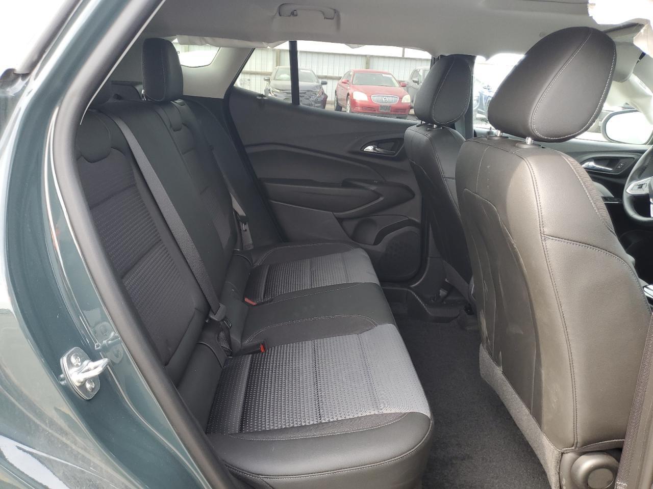 2025 CHEVROLET TRAX