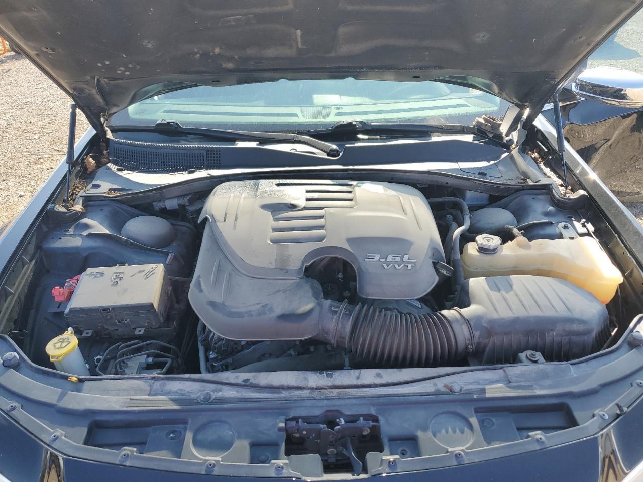 2019 CHRYSLER 300