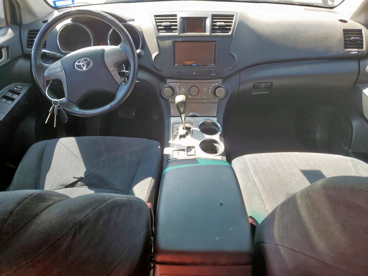 2009 TOYOTA HIGHLANDER