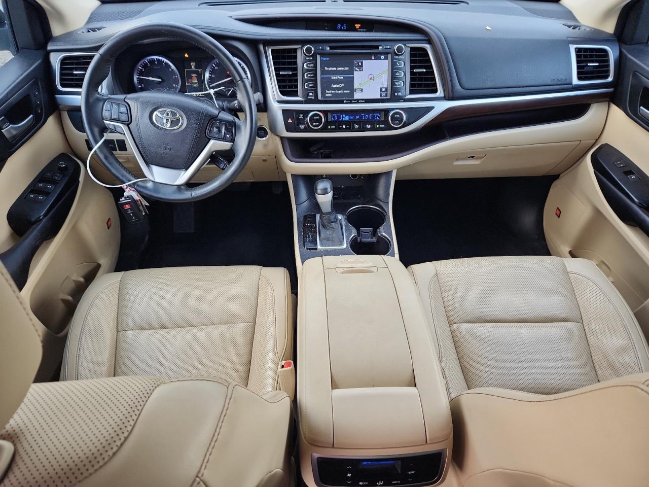 2016 TOYOTA HIGHLANDER