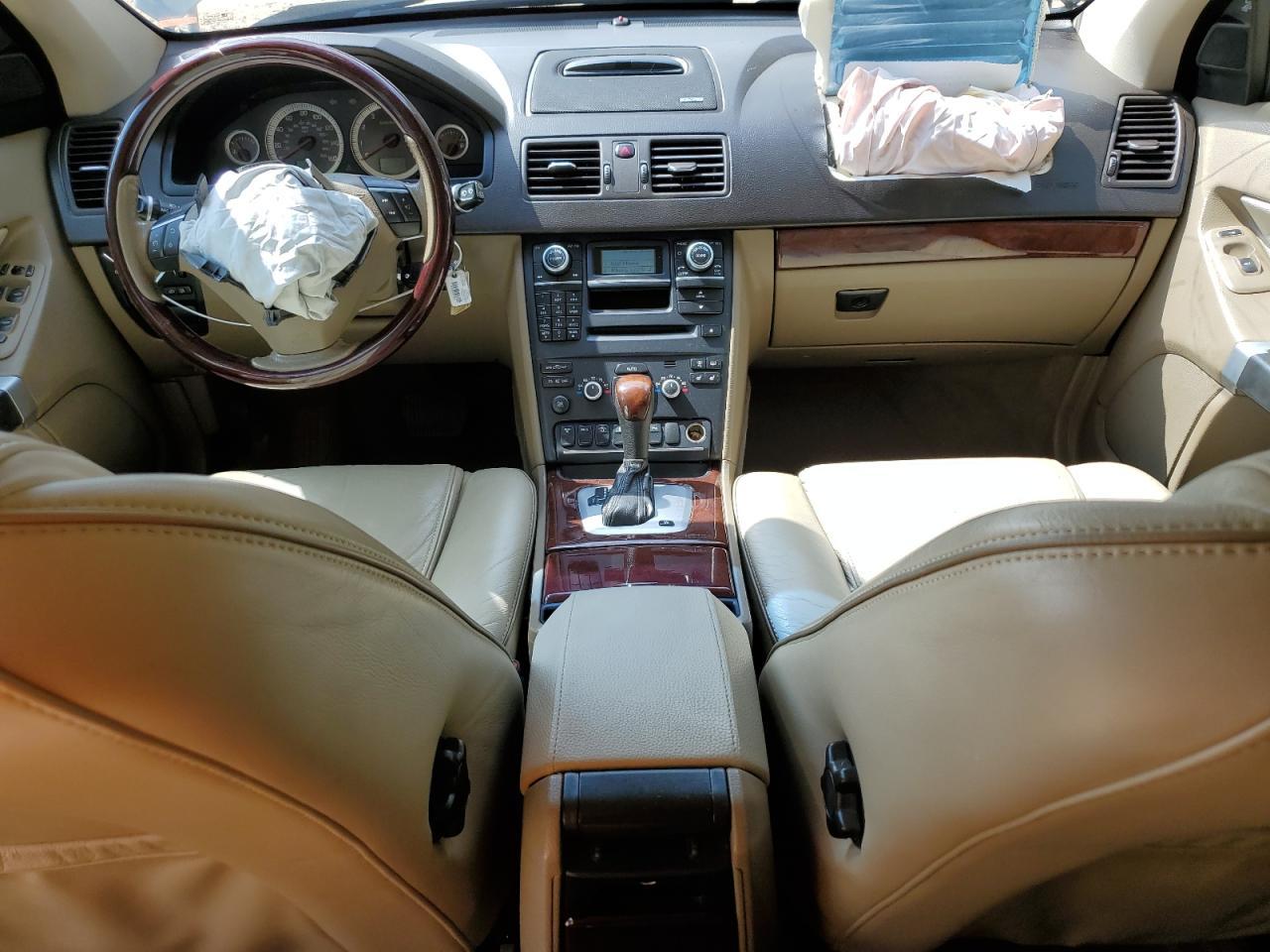 2013 VOLVO XC90