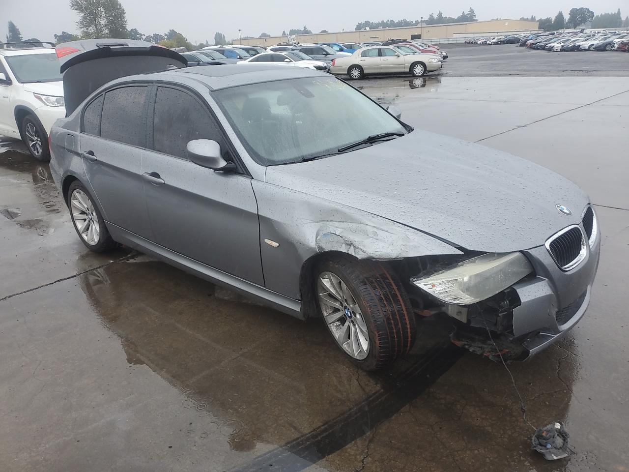 2011 BMW 3 SERIES