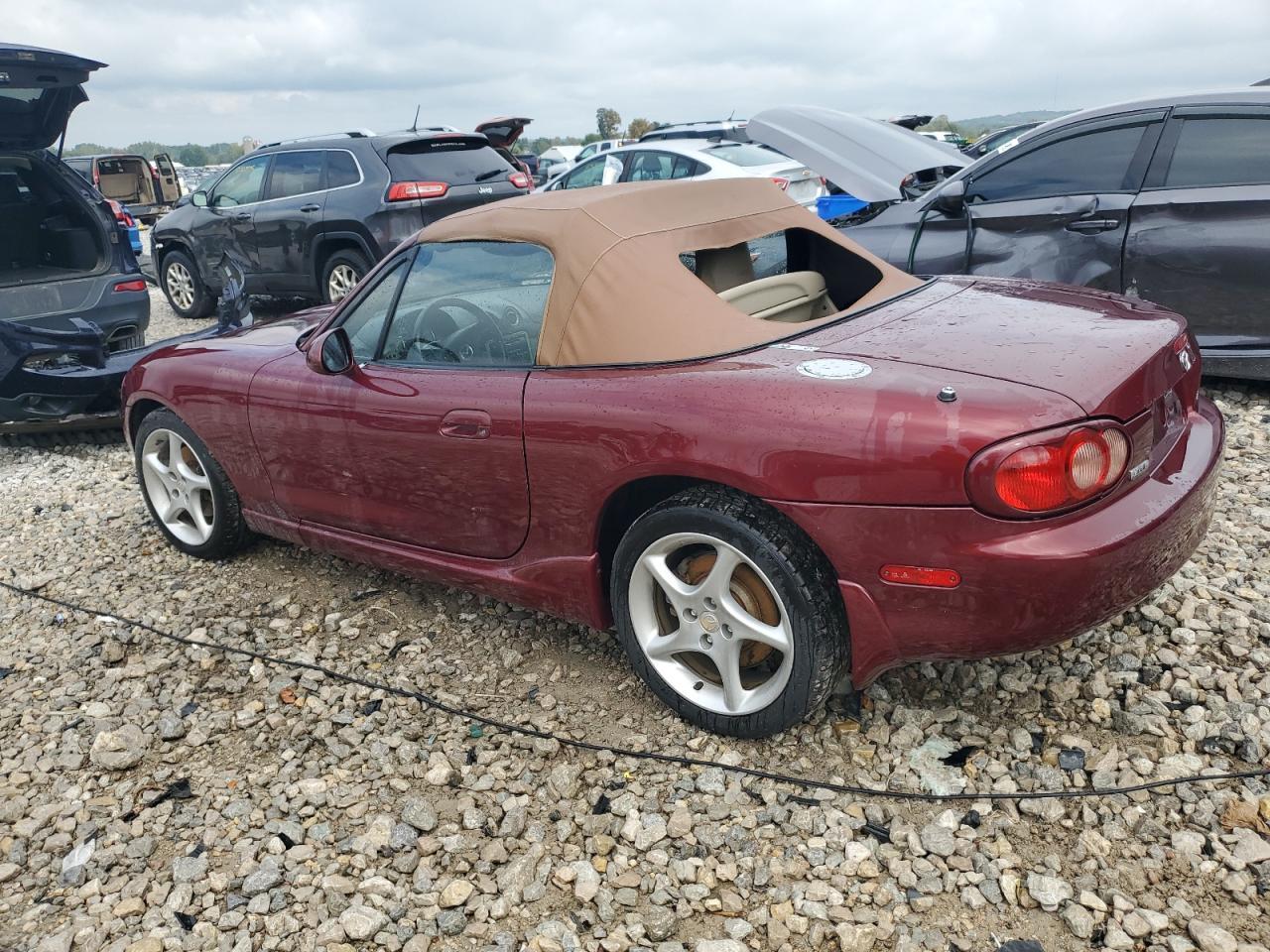 2003 MAZDA MX-5 Miata